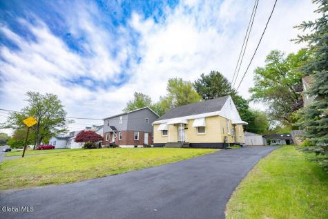 1782 Fiero Avenue Schenectady NY 12303
