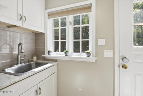 136 Brandon Terrace Albany NY 12203