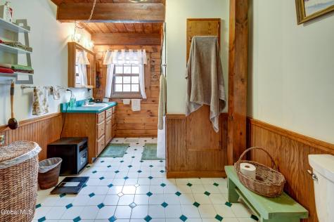 253 County Highway 102 Gloversville NY 12078