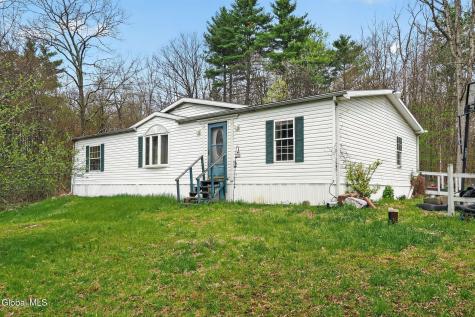 258 Tsatsawassa Lake Road East Nassau NY 12062
