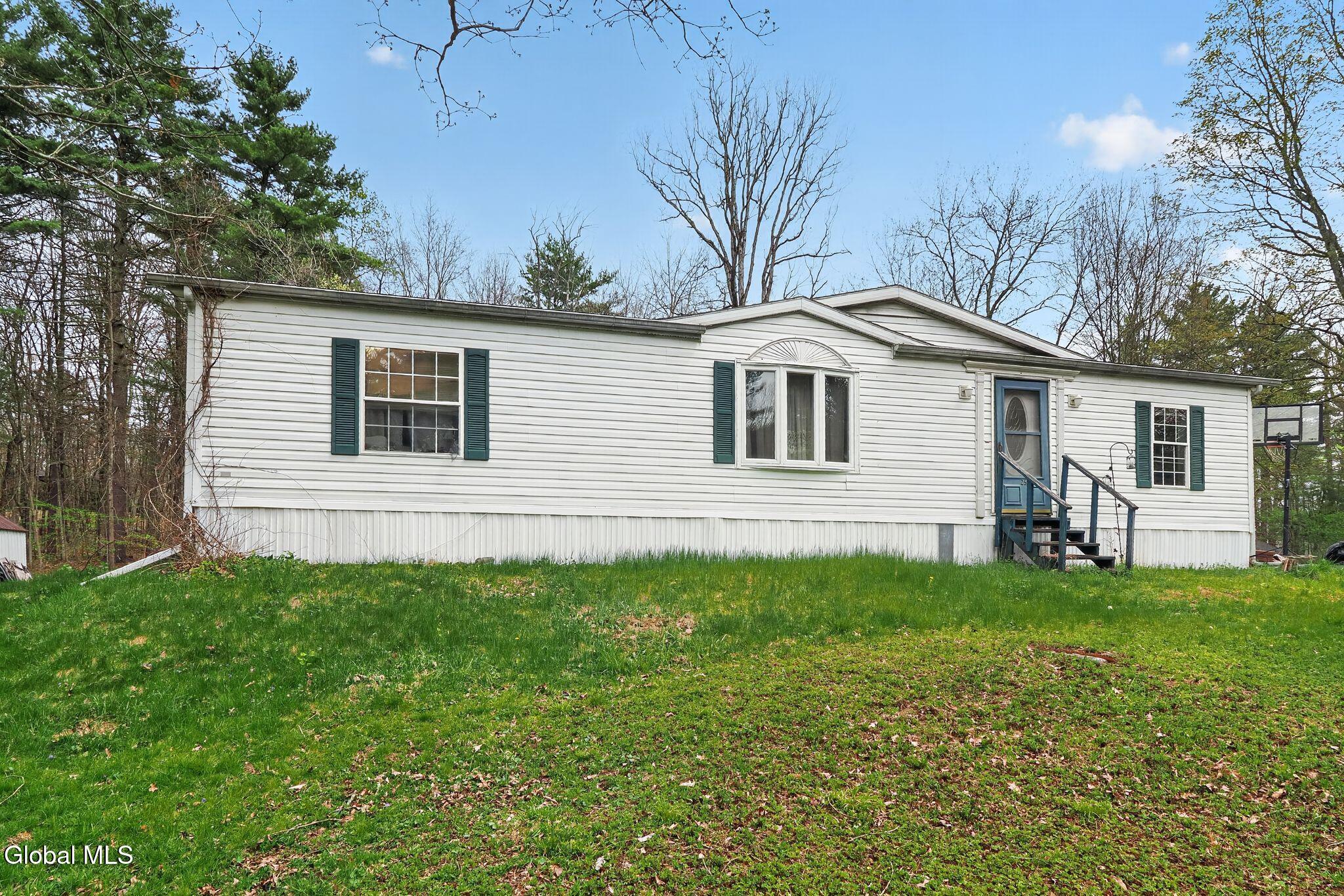 258 Tsatsawassa Lake Road East Nassau NY 12062