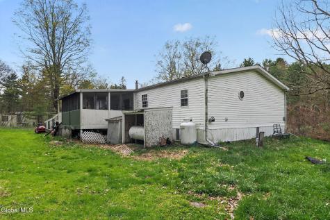 258 Tsatsawassa Lake Road East Nassau NY 12062