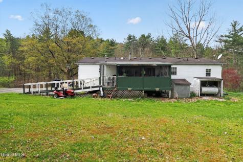 258 Tsatsawassa Lake Road East Nassau NY 12062