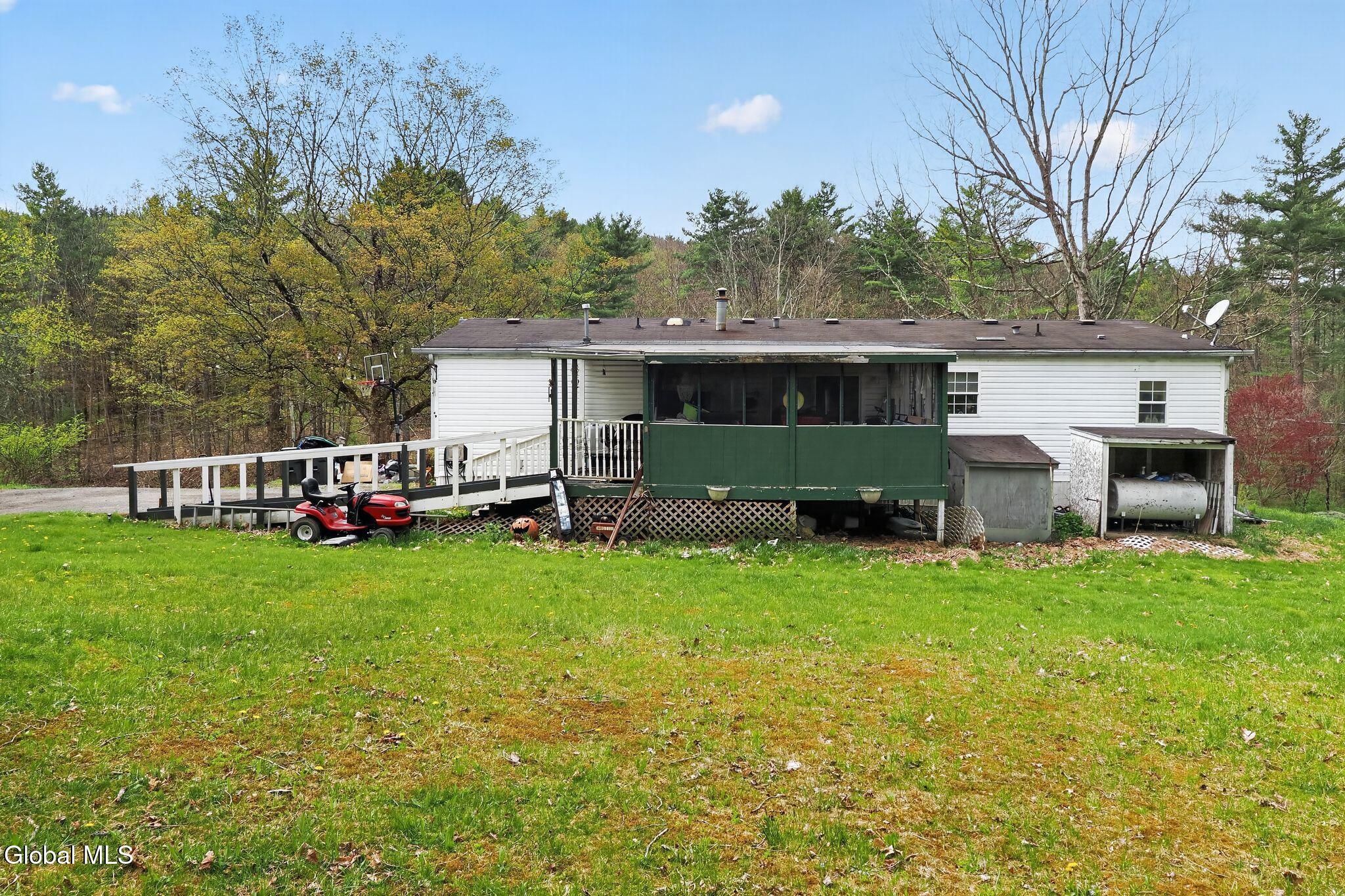 258 Tsatsawassa Lake Road East Nassau NY 12062