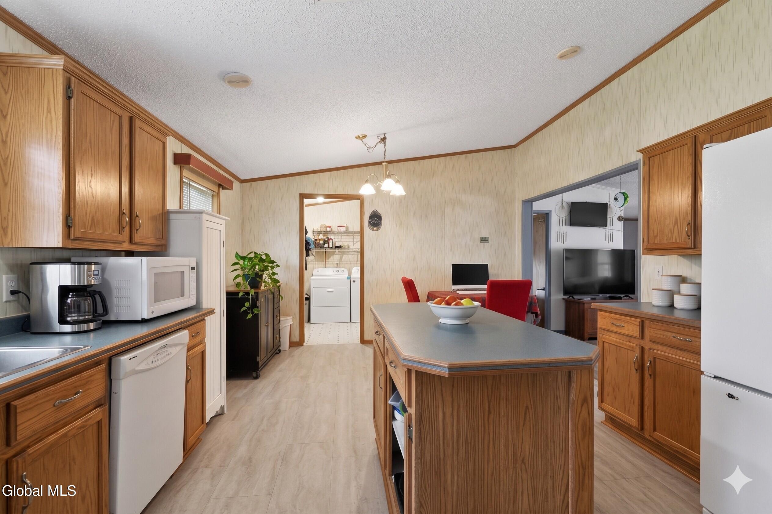 258 Tsatsawassa Lake Road East Nassau NY 12062