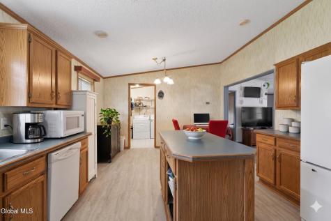 258 Tsatsawassa Lake Road East Nassau NY 12062