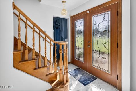 13 Lashway Lane East Greenbush NY 12061