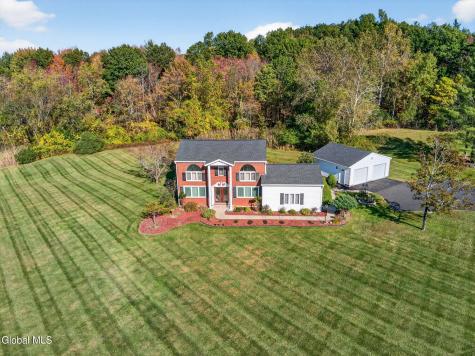 13 Lashway Lane East Greenbush NY 12061