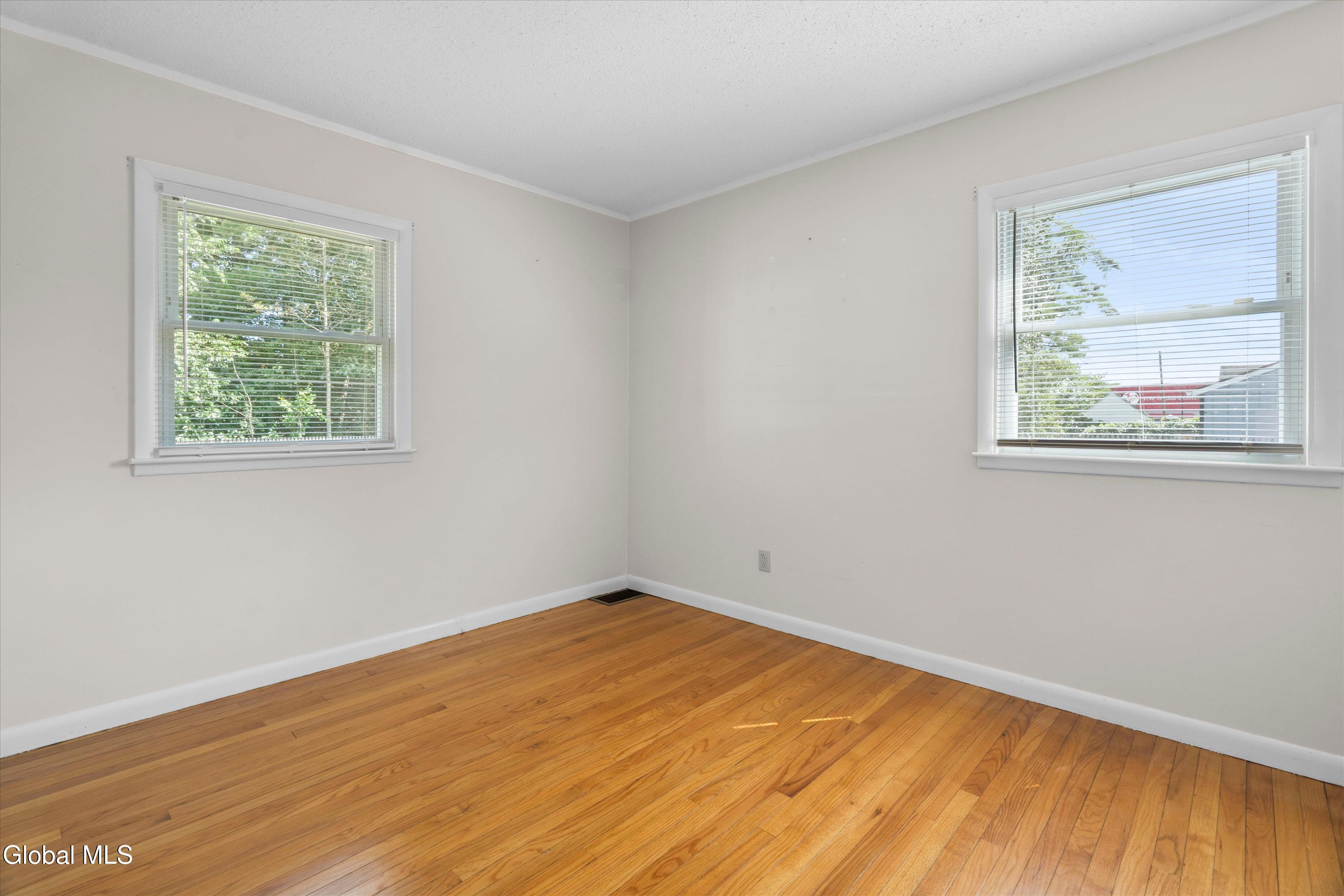 12 Pinewood Road Queensbury NY 12804