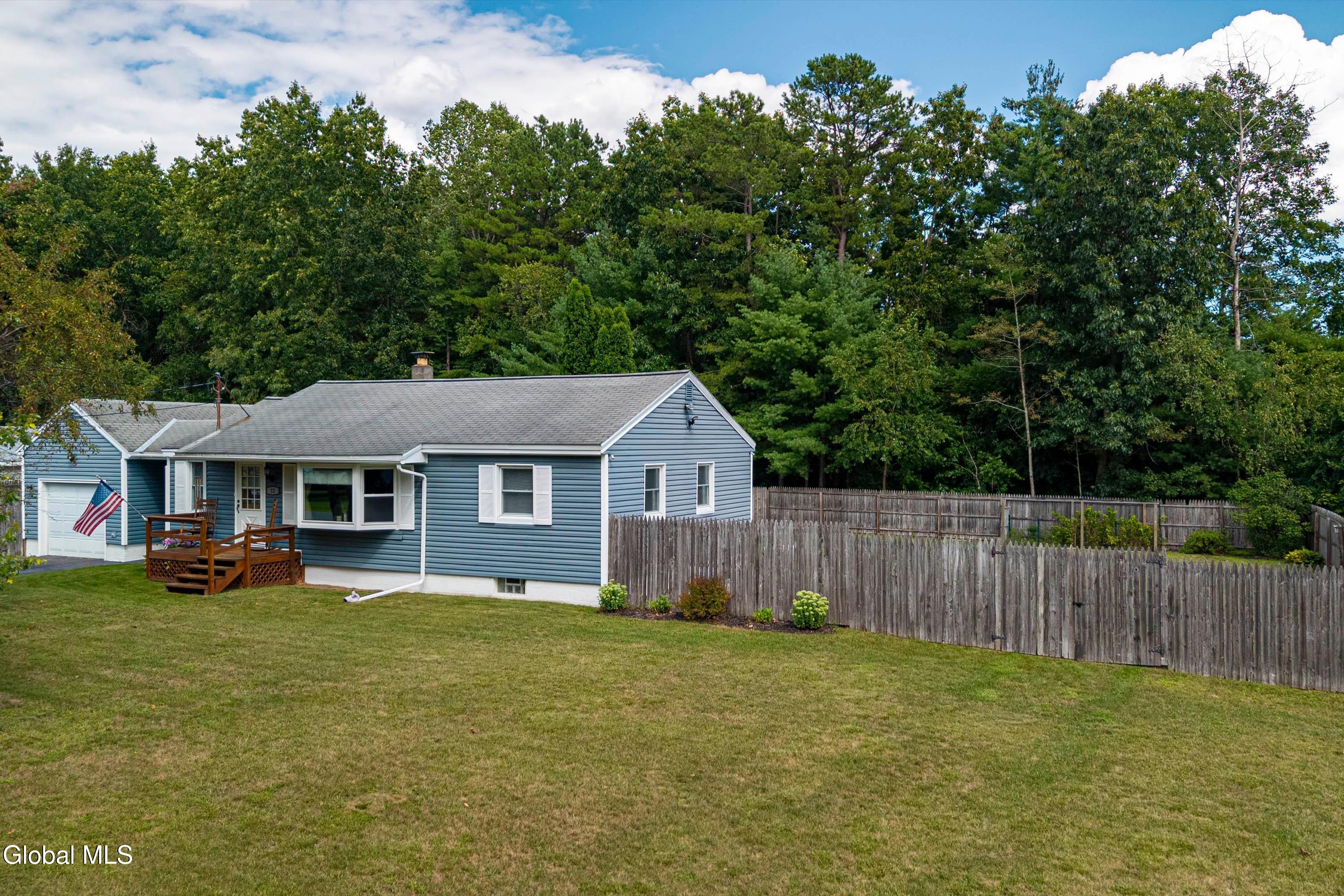 12 Pinewood Road Queensbury NY 12804