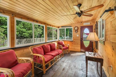 12 Pinewood Road Queensbury NY 12804
