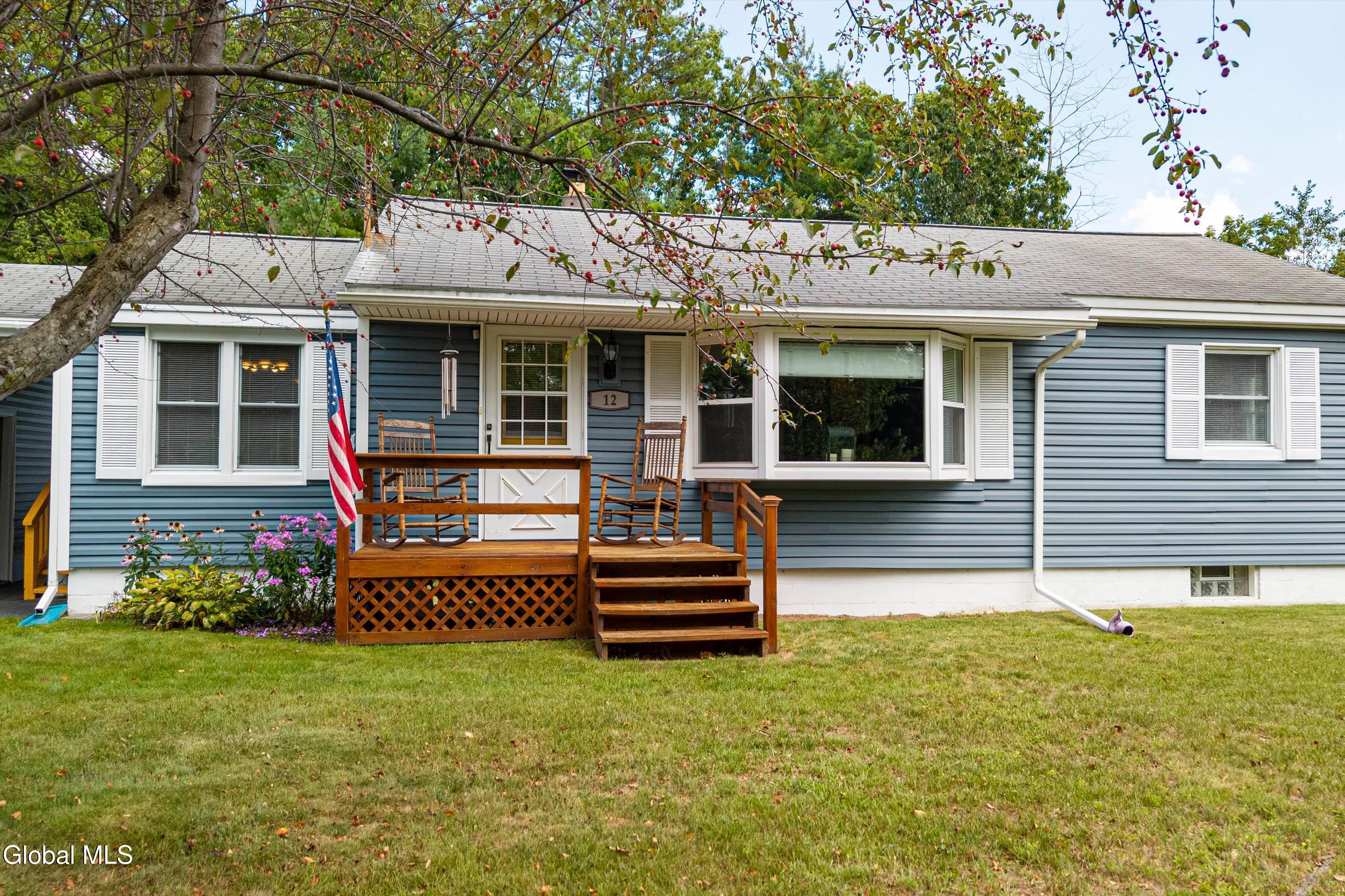 12 Pinewood Road Queensbury NY 12804
