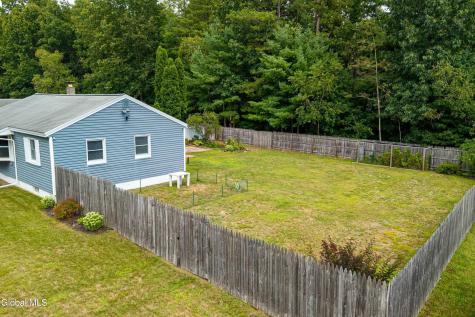 12 Pinewood Road Queensbury NY 12804