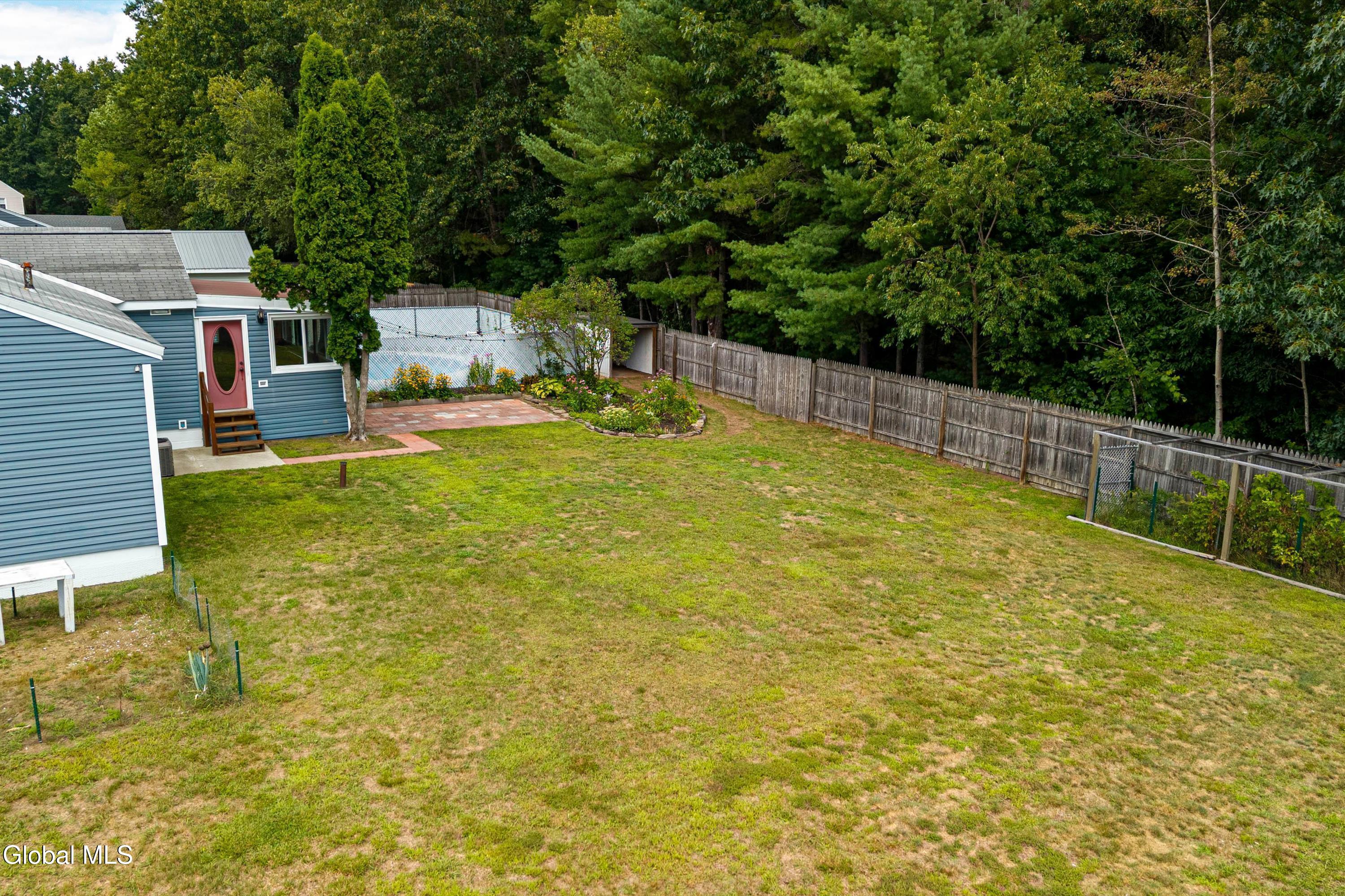 12 Pinewood Road Queensbury NY 12804