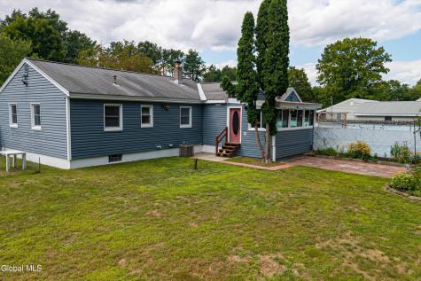 12 Pinewood Road Queensbury NY 12804