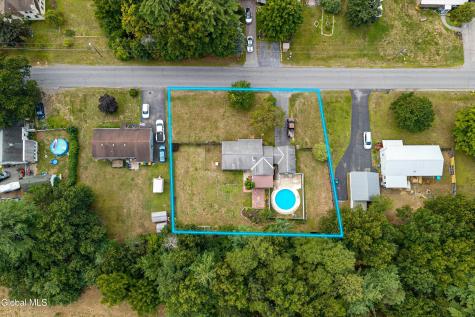 12 Pinewood Road Queensbury NY 12804