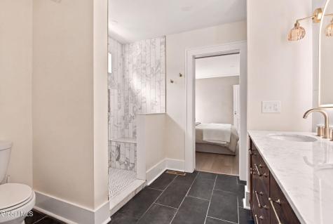 835 Pinewood Avenue Schenectady NY 12309