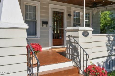 835 Pinewood Avenue Schenectady NY 12309