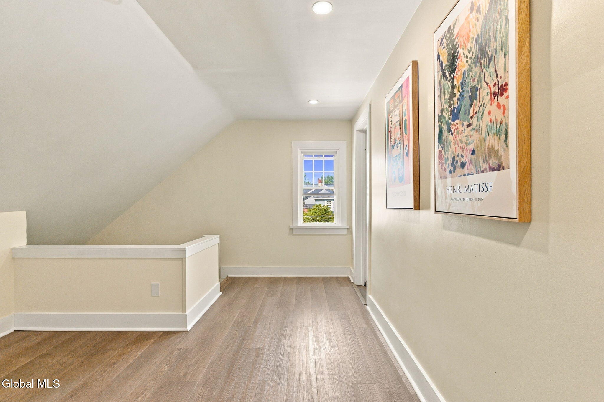 835 Pinewood Avenue Schenectady NY 12309