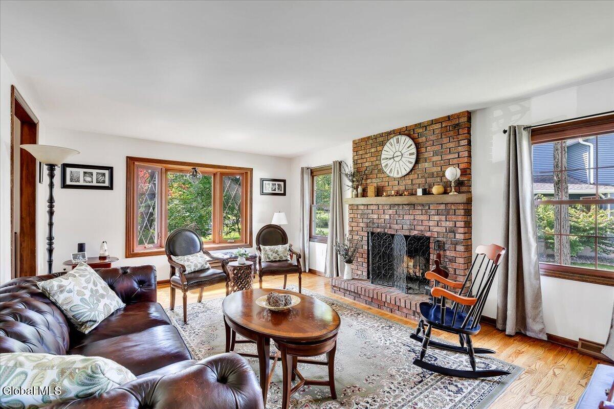17 Bittersweet Lane Clifton Park NY 12065