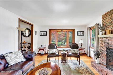 17 Bittersweet Lane Clifton Park NY 12065