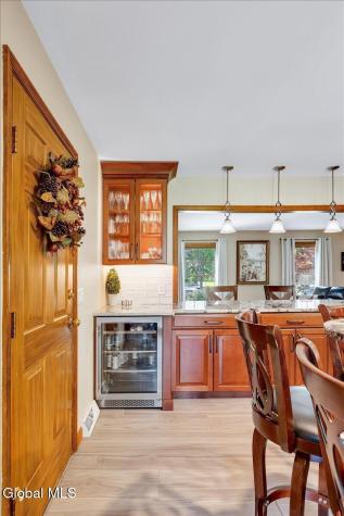 17 Bittersweet Lane Clifton Park NY 12065
