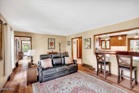 17 Bittersweet Lane Clifton Park NY 12065