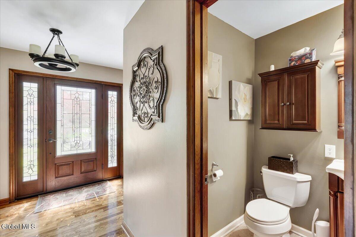 17 Bittersweet Lane Clifton Park NY 12065