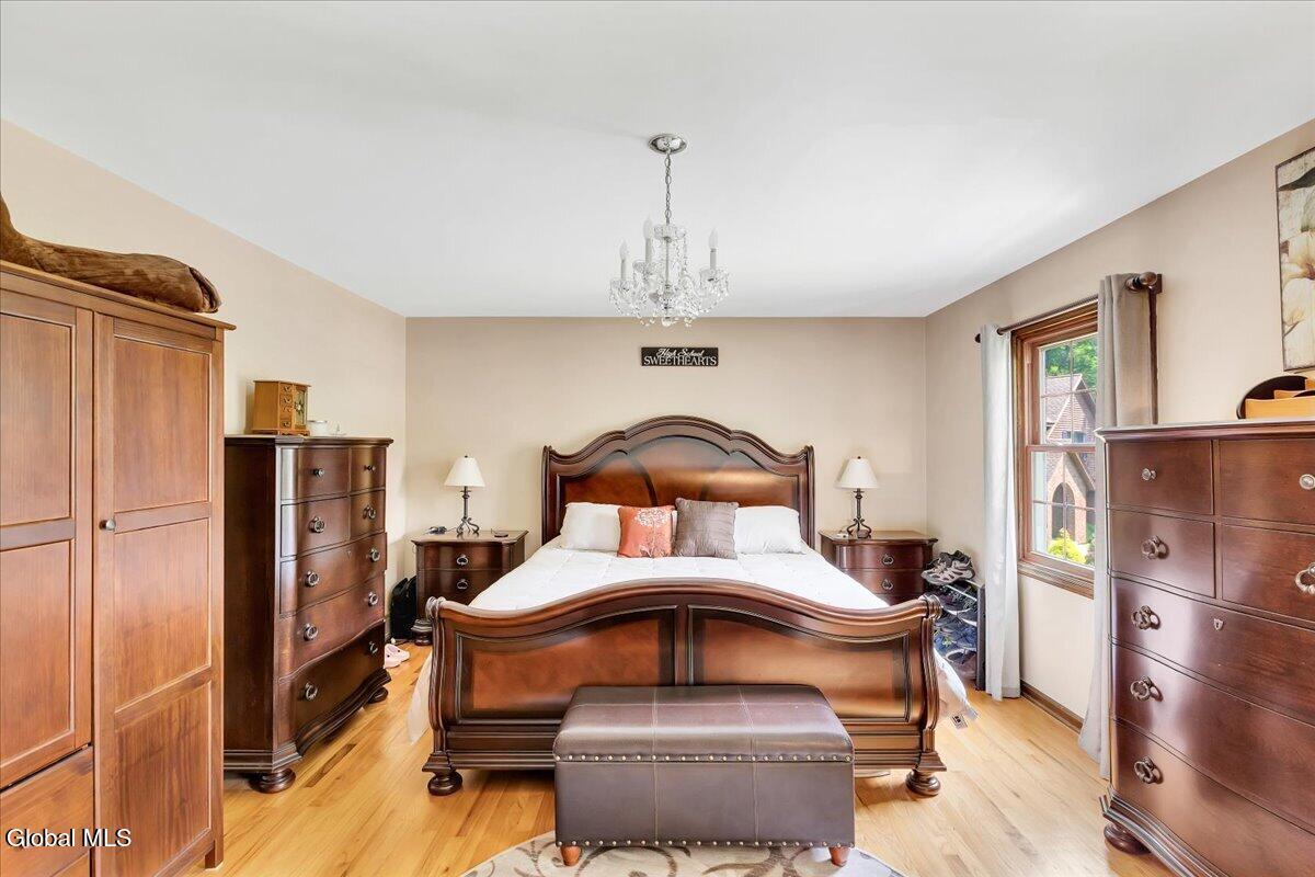 17 Bittersweet Lane Clifton Park NY 12065