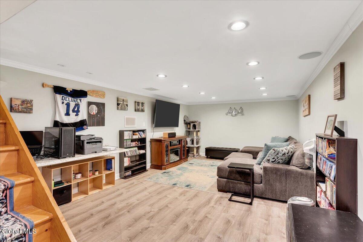 17 Bittersweet Lane Clifton Park NY 12065