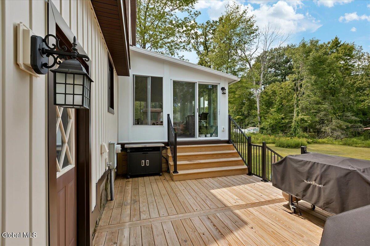 17 Bittersweet Lane Clifton Park NY 12065