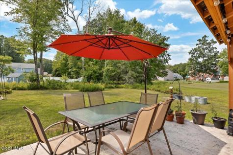 17 Bittersweet Lane Clifton Park NY 12065