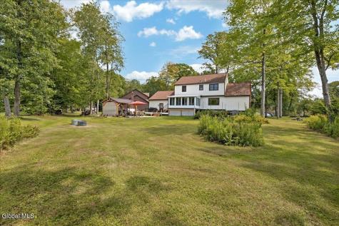 17 Bittersweet Lane Clifton Park NY 12065