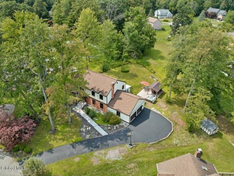 17 Bittersweet Lane Clifton Park NY 12065