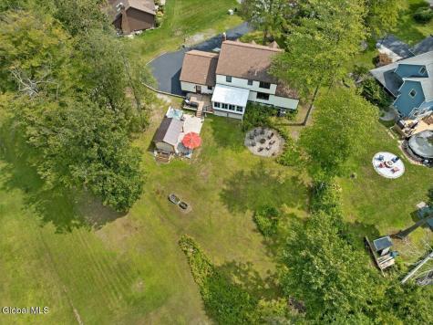 17 Bittersweet Lane Clifton Park NY 12065
