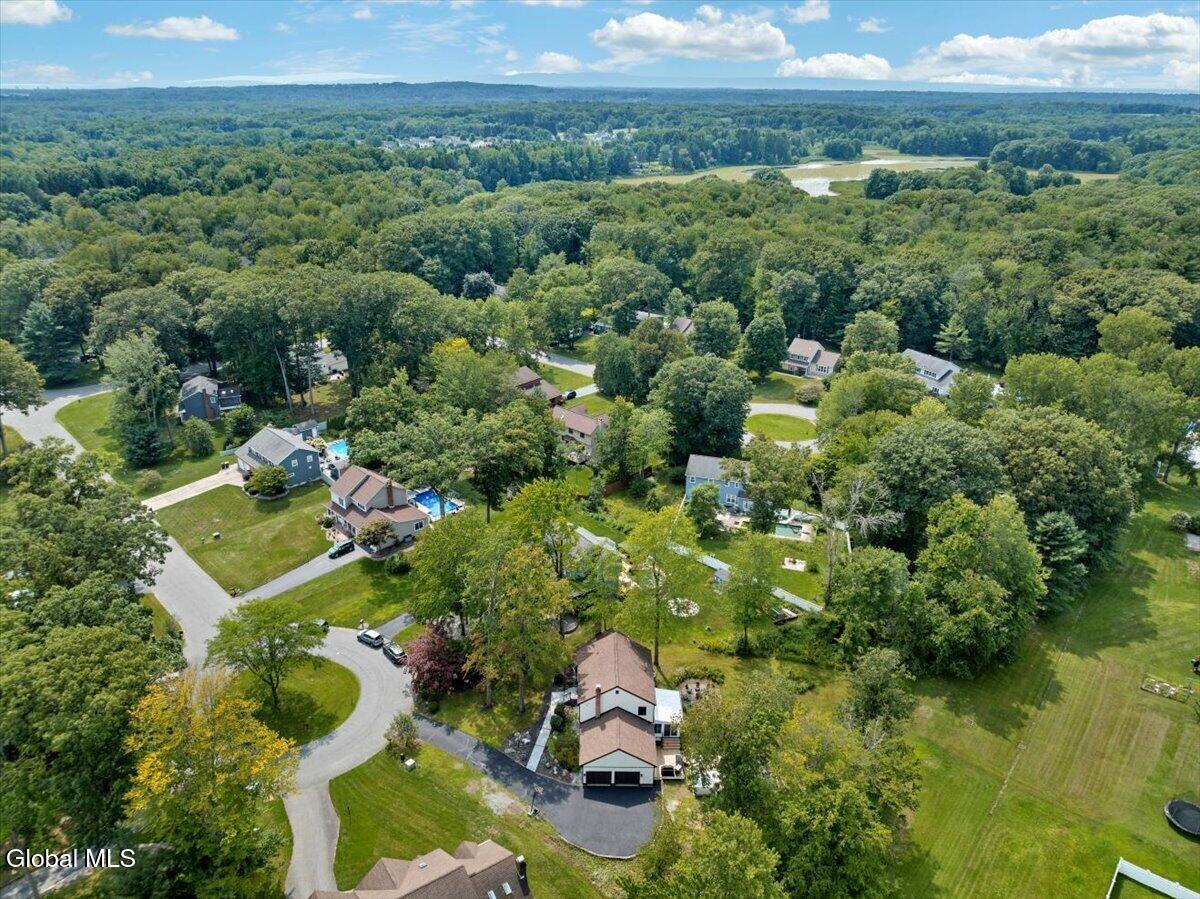 17 Bittersweet Lane Clifton Park NY 12065