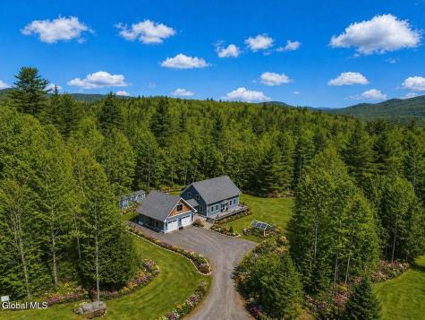 16 Hayes Road North Creek NY 12856