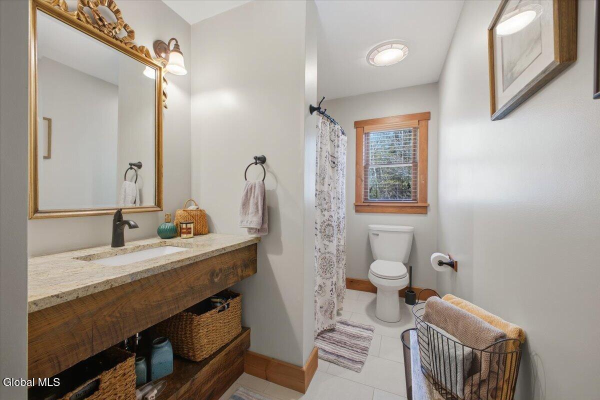 16 Hayes Road North Creek NY 12856