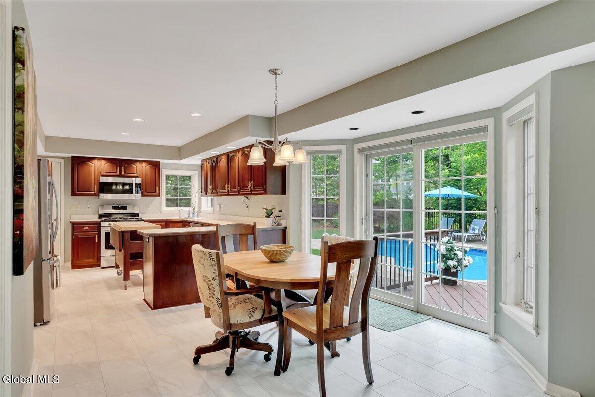 33 Longkill Road Ballston Lake NY 12019
