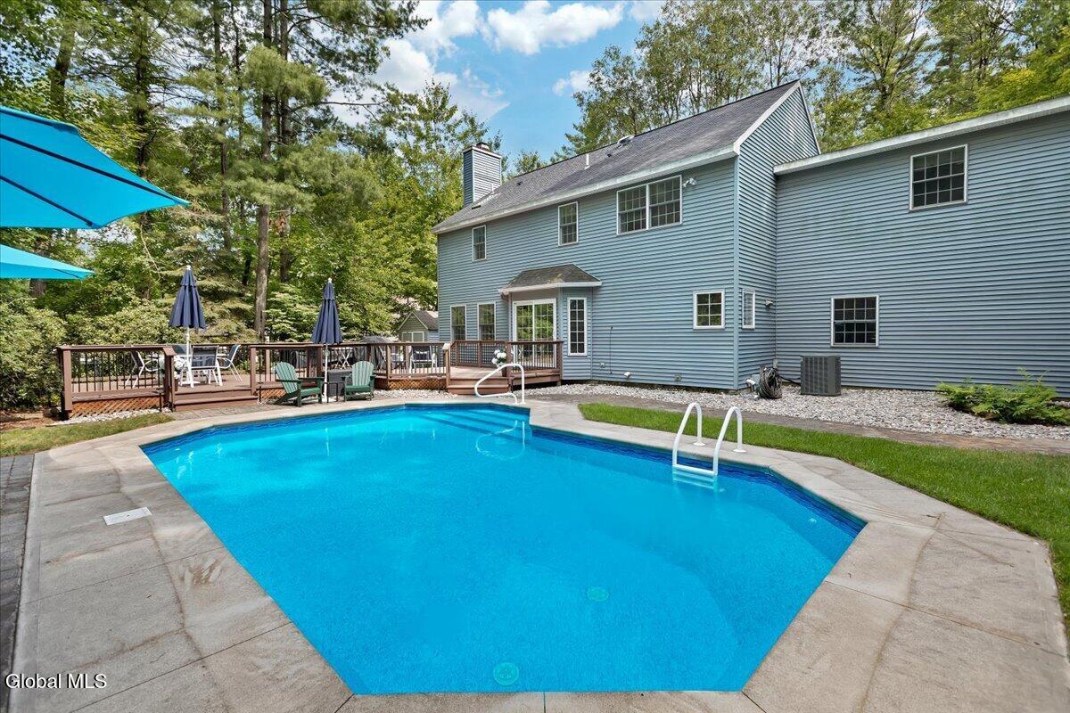 33 Longkill Road Ballston Lake NY 12019