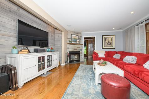 3275 E Lydius Street Guilderland NY 12303
