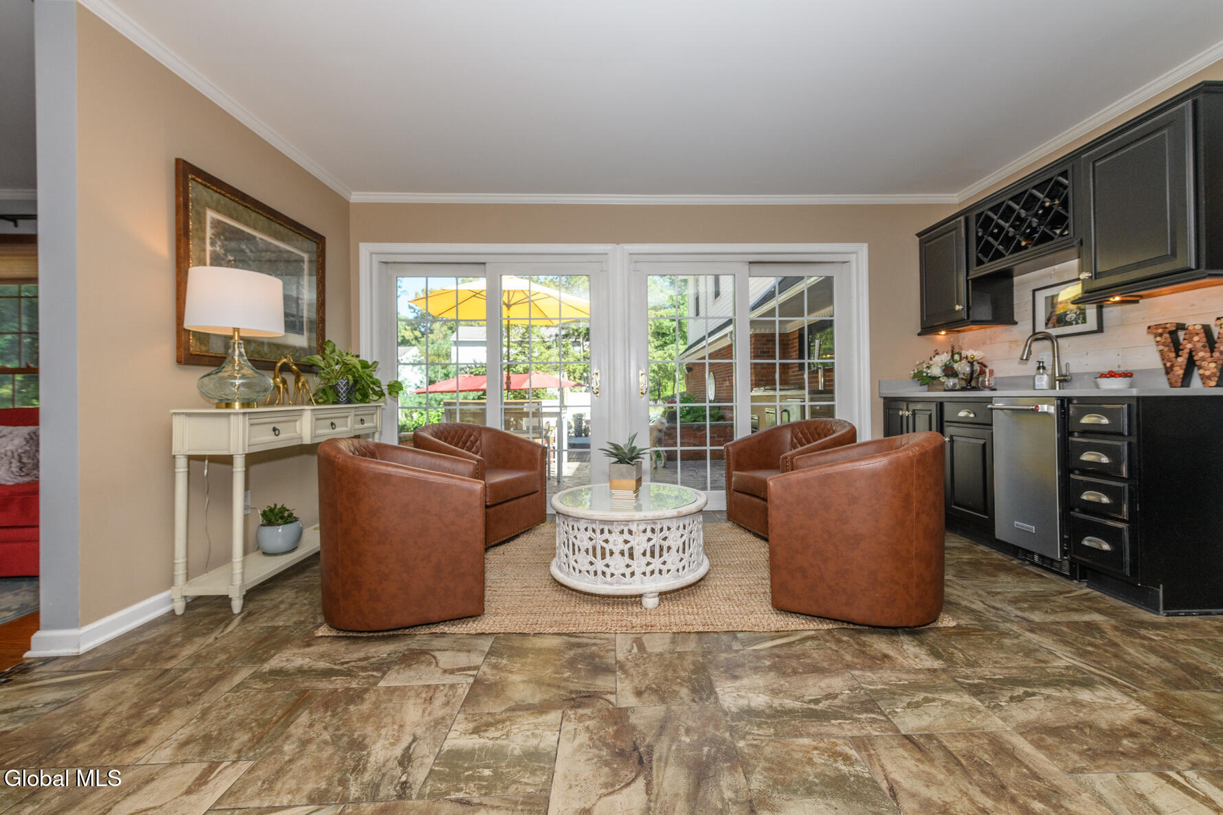 3275 E Lydius Street Guilderland NY 12303