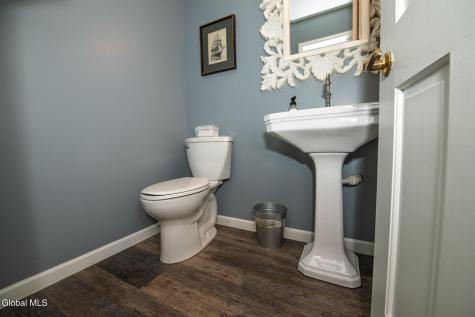 3275 E Lydius Street Guilderland NY 12303