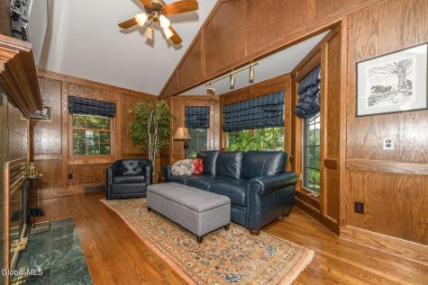 3275 E Lydius Street Guilderland NY 12303