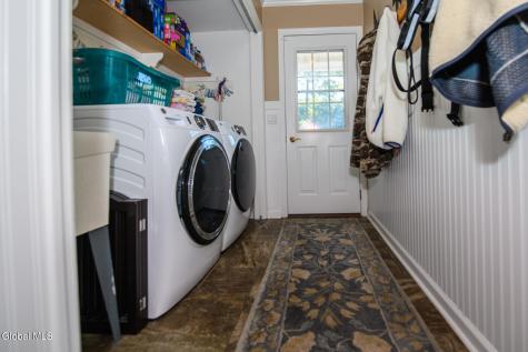 3275 E Lydius Street Guilderland NY 12303