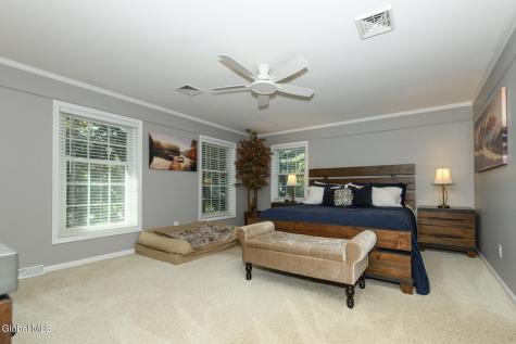 3275 E Lydius Street Guilderland NY 12303