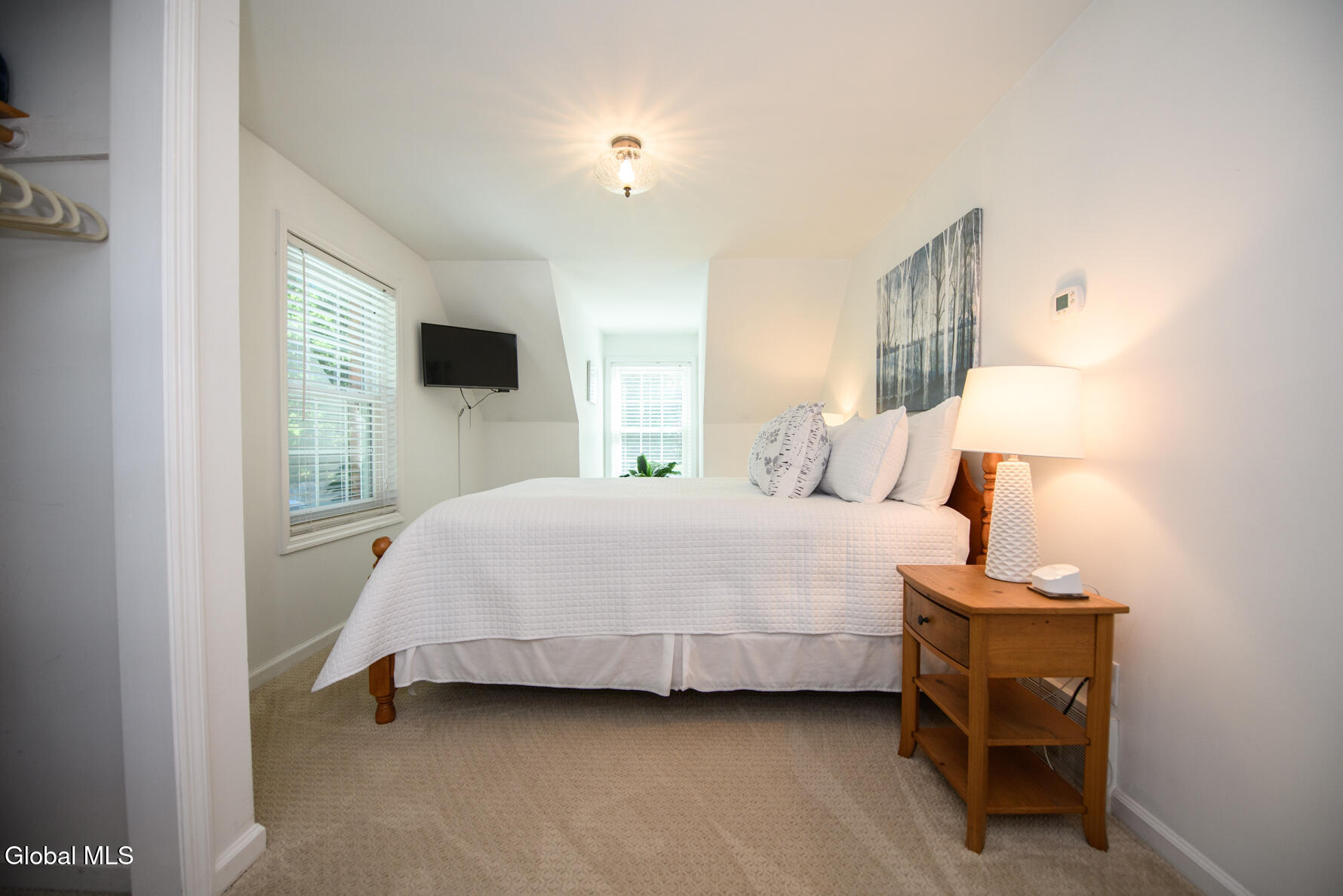 3275 E Lydius Street Guilderland NY 12303