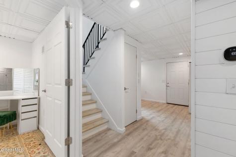 247 Pinewood Drive Schenectady NY 12303