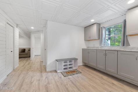 247 Pinewood Drive Schenectady NY 12303