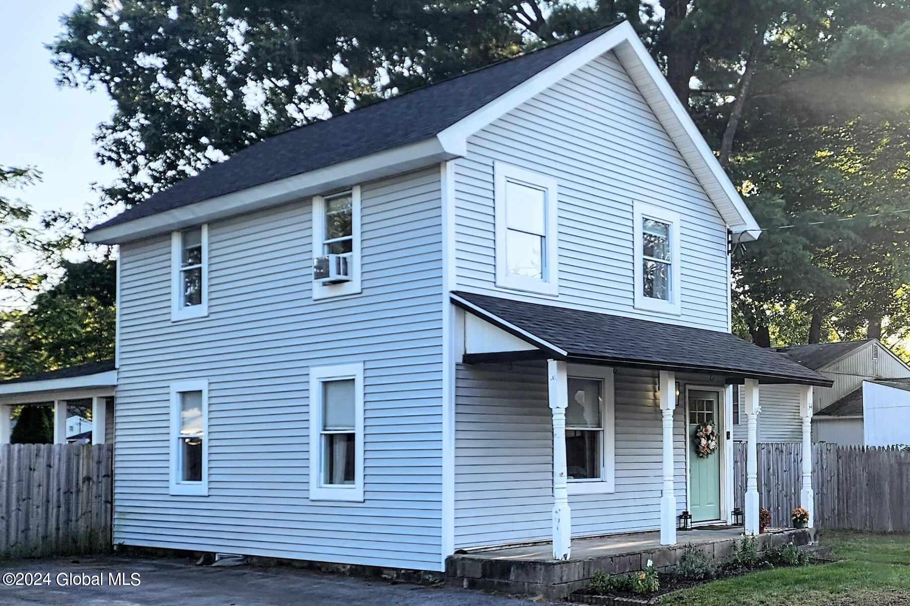 34 East Fenlon Street Saratoga Springs NY 12866